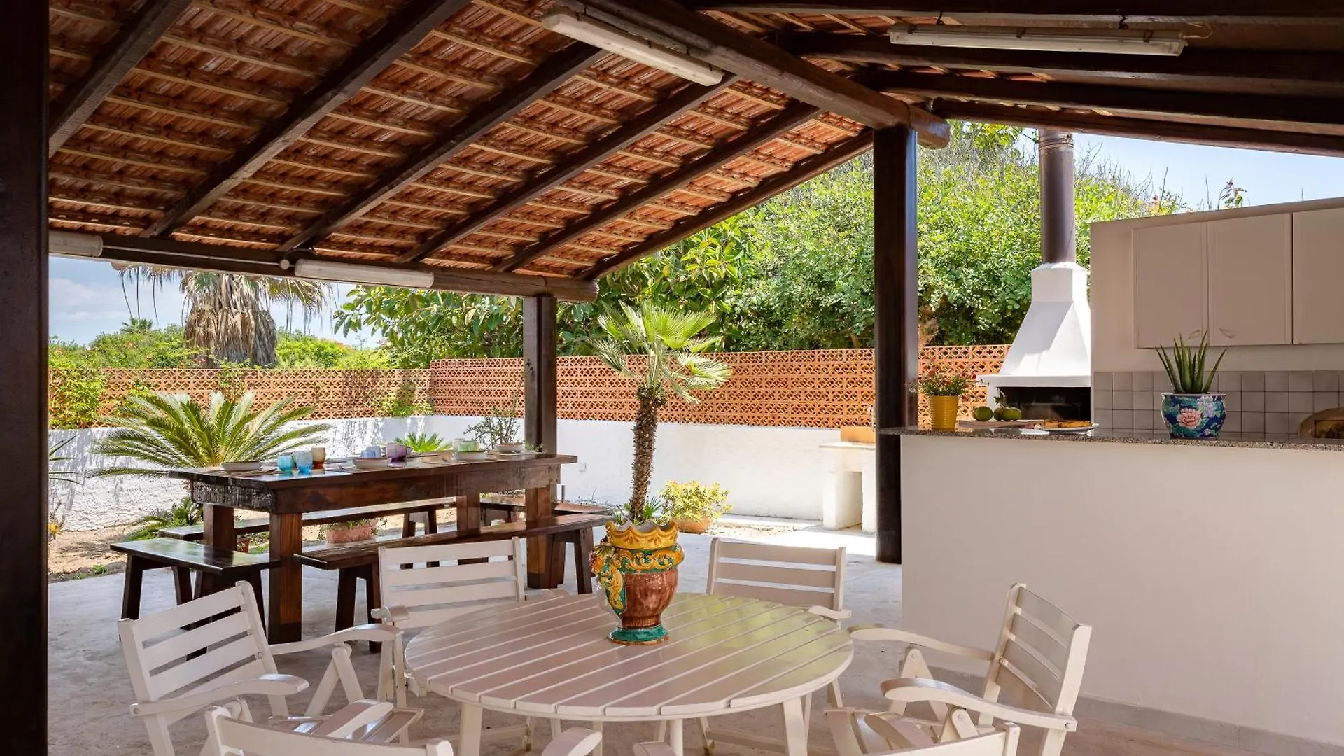Villa Dema, Sea Front & Beach 20 Mt 산타 마리아 델 포칼로 펜션